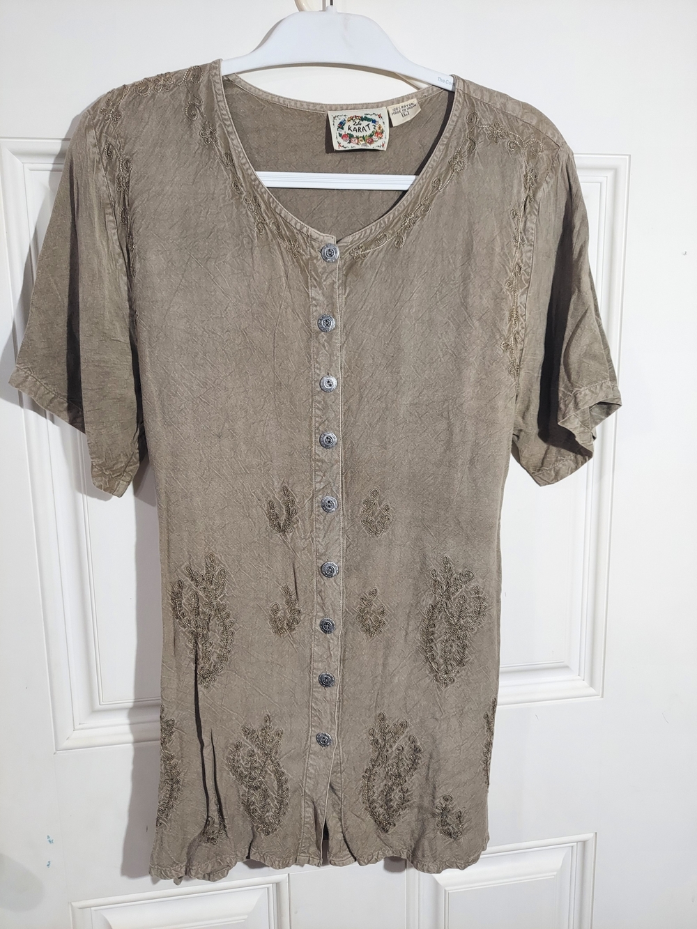 90s 24 Karat Beige Crinkle Rayon Embroidered Tie Back Top Size Large